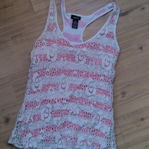 Med Forever 21 Cream Lace Tank Top Orange/Peachy Underneath